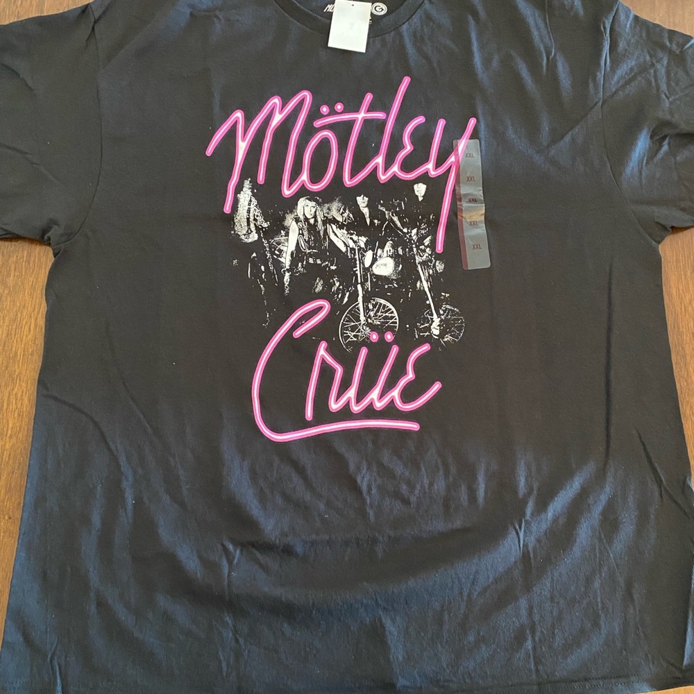 Motley Crue t-shirt